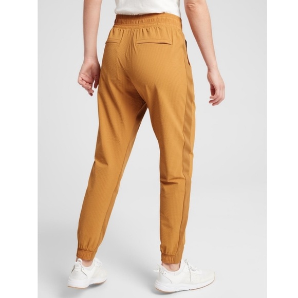 😍Athleta Textured Brooklyn Mustard Yellow Jogger😍 - Picture 2 of 13